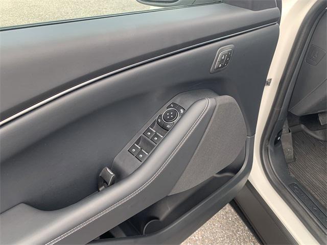 Photo of 2024 White Metallic Ford Mustang Mach-E