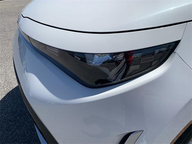 Photo of 2023 Snow White Pearl Kia Soul