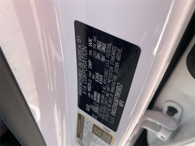 Photo of 2023 Snow White Pearl Kia Soul