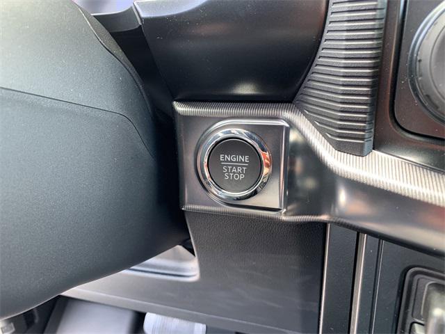 Photo of 2025 Oxford White Ford F-150