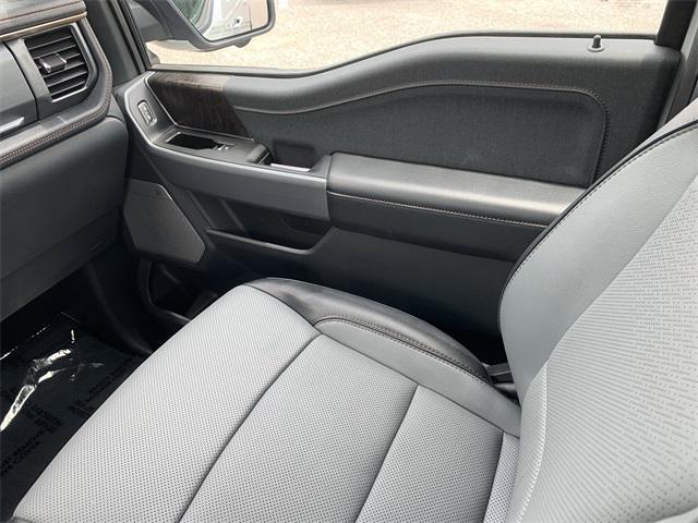 Photo of 2023 Avalanche Ford F-150 Lightning