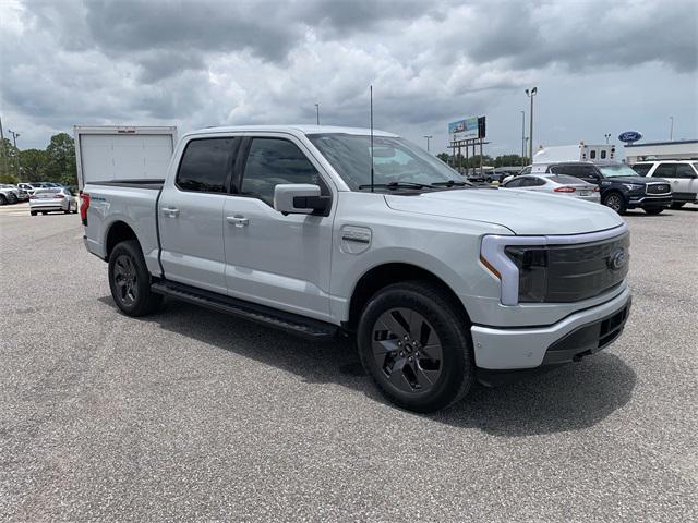Photo of 2023 Avalanche Ford F-150 Lightning