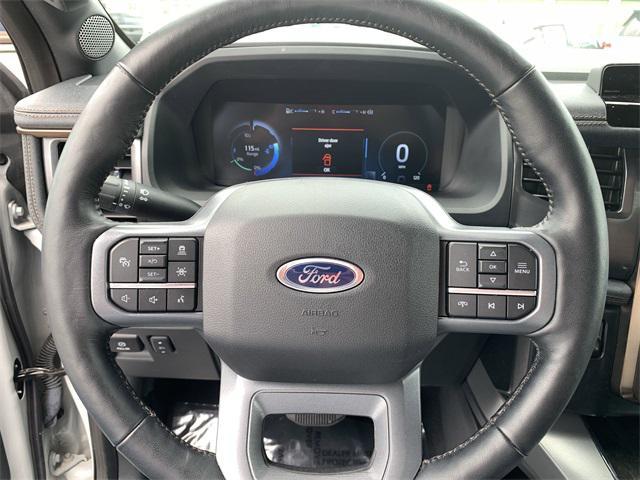 Photo of 2023 Avalanche Ford F-150 Lightning