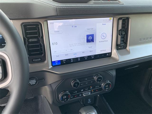 Photo of 2025 Oxford White Ford Bronco