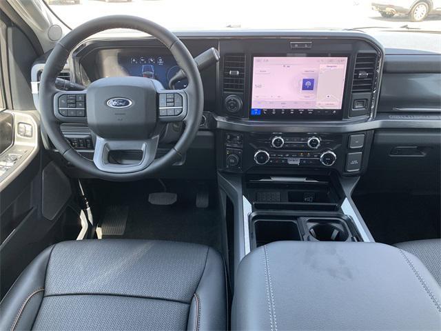 Photo of 2025 Glacier Gray Metallic Tri-Coat Ford F-250