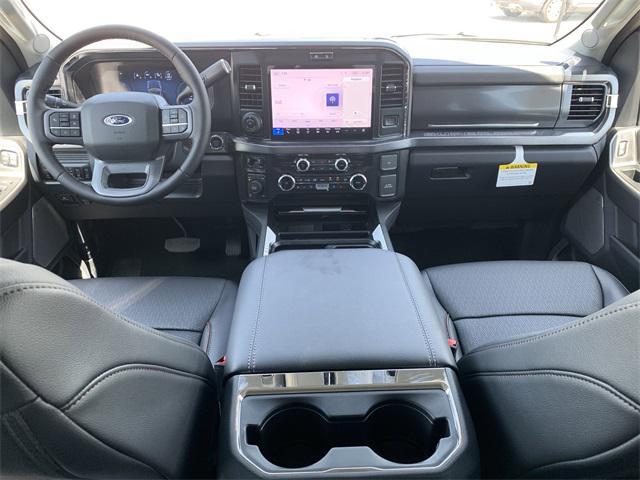 Photo of 2025 Glacier Gray Metallic Tri-Coat Ford F-250