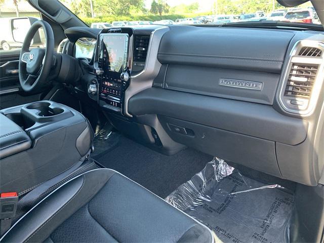 Photo of 2025 Diamond Black Crystal Pearlcoat RAM 1500