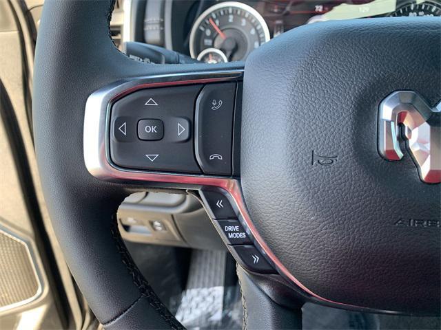 Photo of 2025 Diamond Black Crystal Pearlcoat RAM 1500