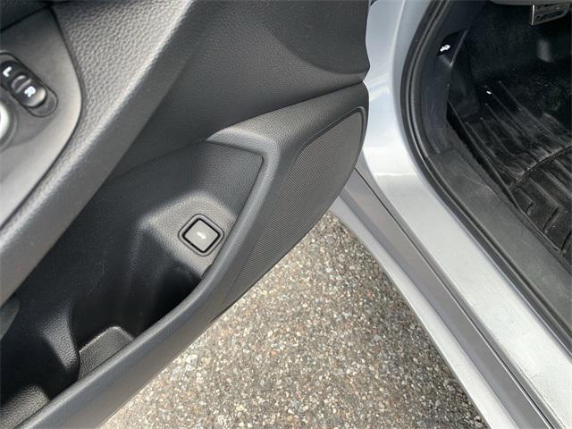 Photo of 2021 Lunar Silver Metallic Honda Accord