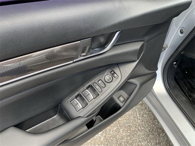 Photo of 2021 Lunar Silver Metallic Honda Accord
