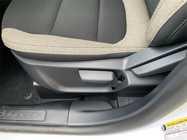 Photo of 2025 Oxford White Ford Bronco Sport