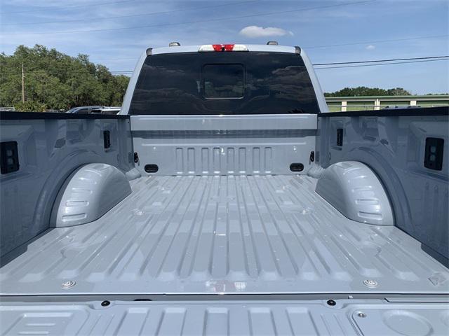 Photo of 2025 Glacier Gray Metallic Tri-Coat Ford F-250
