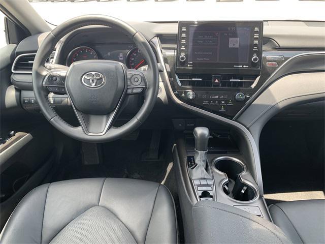 Photo of 2023 Silver Metallic Toyota Camry