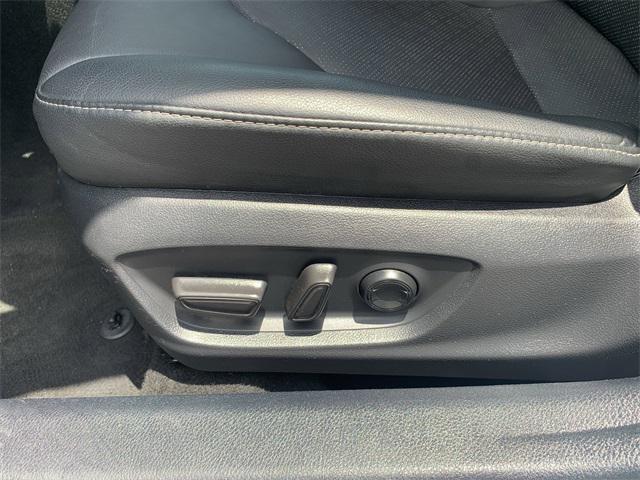 Photo of 2023 Silver Metallic Toyota Camry