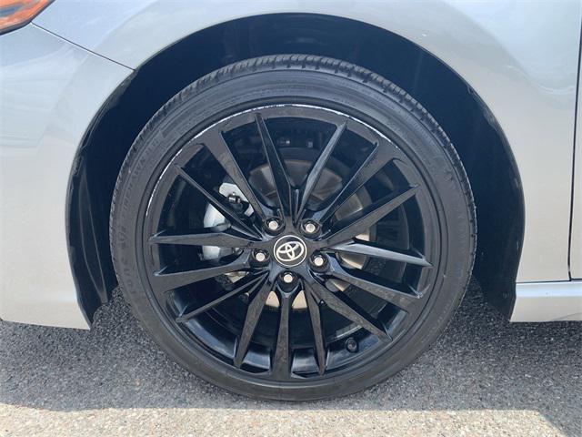 Photo of 2023 Silver Metallic Toyota Camry