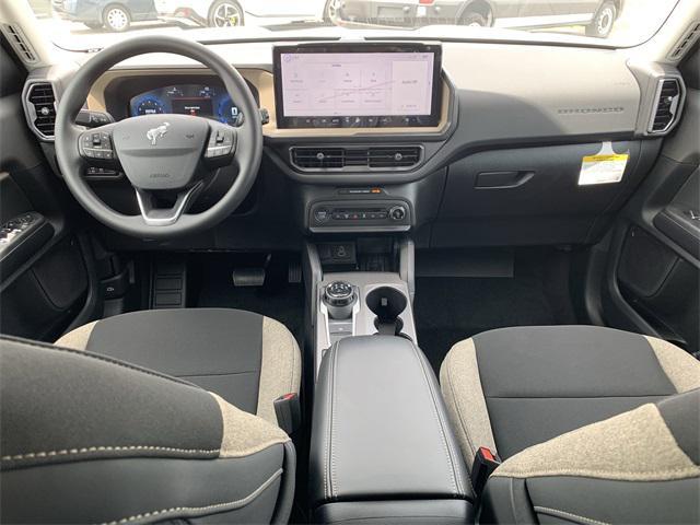 Photo of 2025 Oxford White Ford Bronco Sport