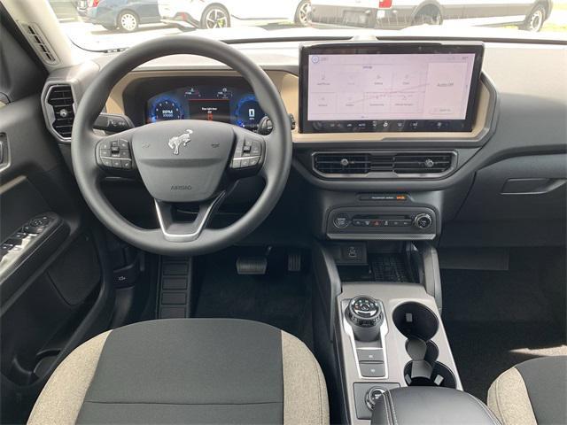 Photo of 2025 Oxford White Ford Bronco Sport