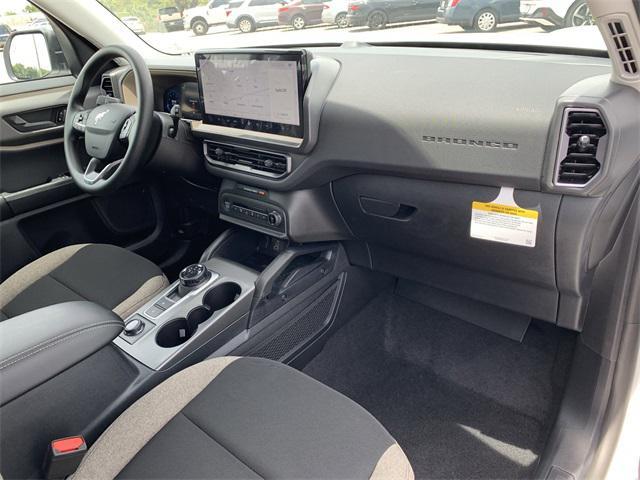 Photo of 2025 Oxford White Ford Bronco Sport