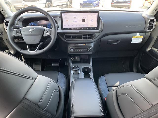 Photo of 2025 Oxford White Ford Bronco Sport