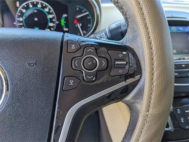 Photo of 2015 Summit White Buick LaCrosse