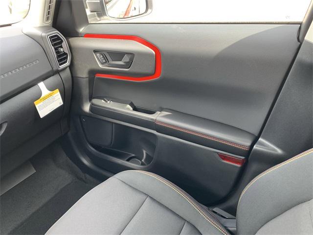 Photo of 2025 Oxford White Ford Bronco Sport