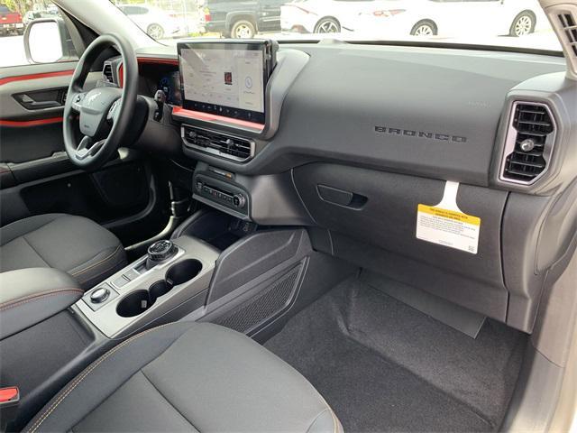 Photo of 2025 Oxford White Ford Bronco Sport
