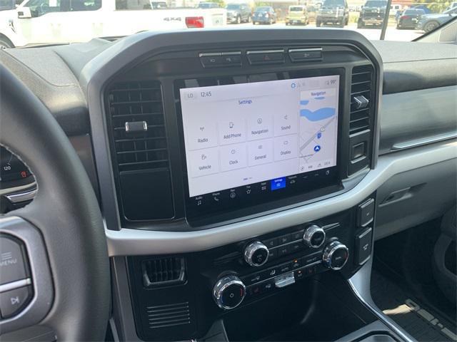 Photo of 2023 Blue Metallic Ford F-150 Lightning