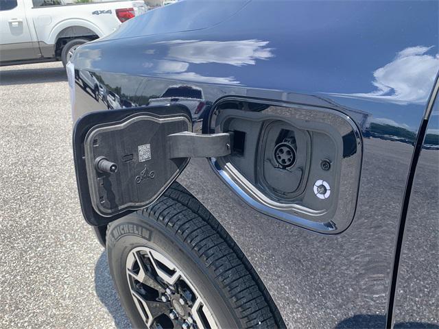 Photo of 2023 Blue Metallic Ford F-150 Lightning