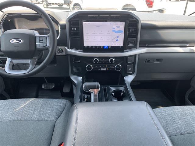 Photo of 2023 Blue Metallic Ford F-150 Lightning