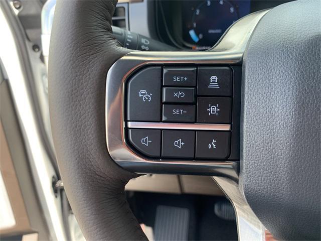 Photo of 2025 Star White Metallic Tri-Coat Ford F-150