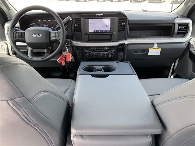 Photo of 2026 Oxford White Ford F-350