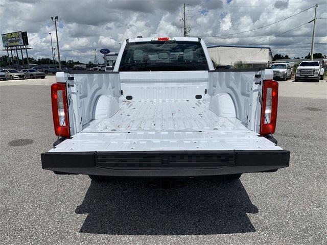 Photo of 2026 Oxford White Ford F-350