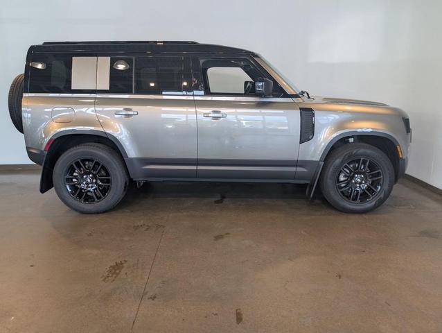 Photo of 2025 Silicon Silver Premium Metallic Land Rover Defender