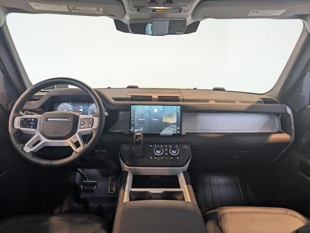 Photo of 2025 Silicon Silver Premium Metallic Land Rover Defender