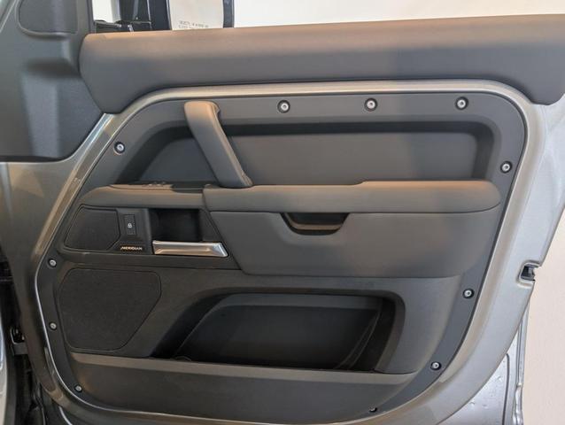 Photo of 2025 Silicon Silver Premium Metallic Land Rover Defender