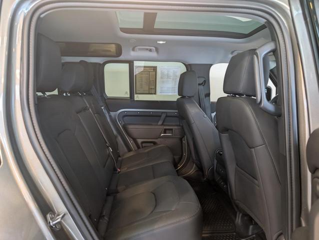 Photo of 2025 Silicon Silver Premium Metallic Land Rover Defender