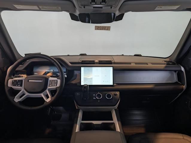 Photo of 2025 Santorini Black Land Rover Defender