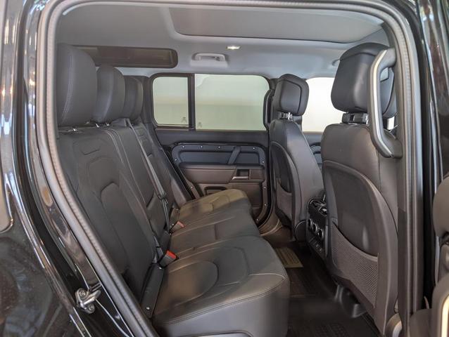 Photo of 2025 Santorini Black Land Rover Defender