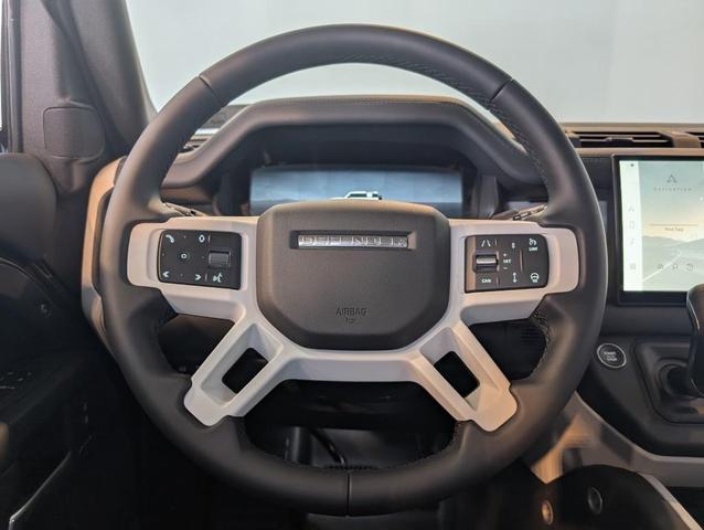 Photo of 2025 Santorini Black Land Rover Defender