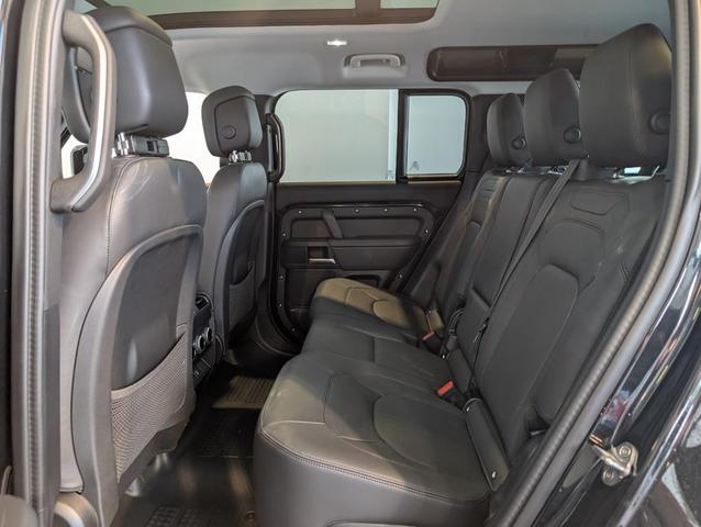 Photo of 2025 Santorini Black Land Rover Defender