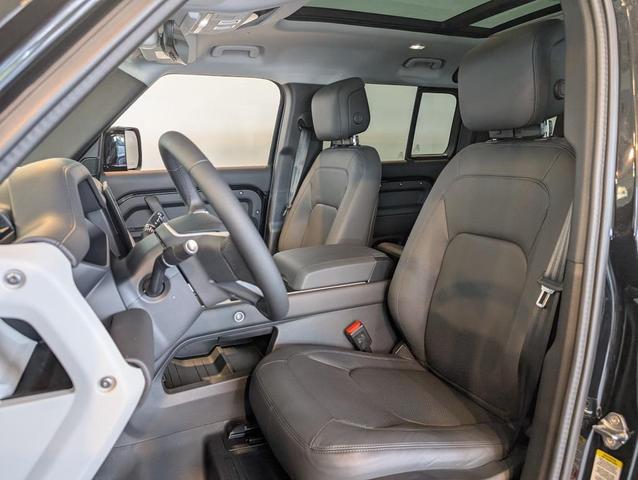 Photo of 2025 Santorini Black Land Rover Defender