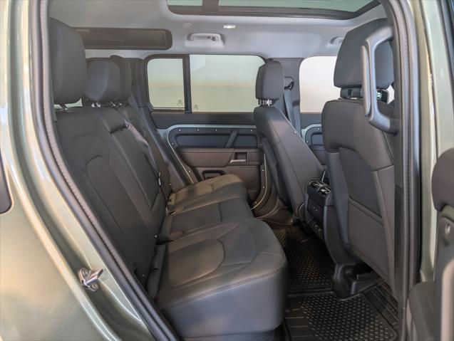 Photo of 2025 Pangea Green Metallic Land Rover Defender