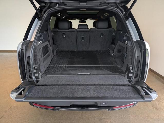 Photo of 2025 Silver Land Rover Range Rover