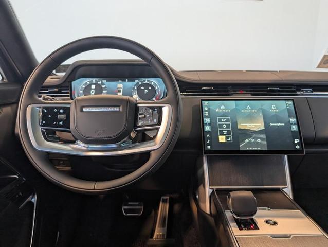 Photo of 2025 Fuji White Land Rover Range Rover