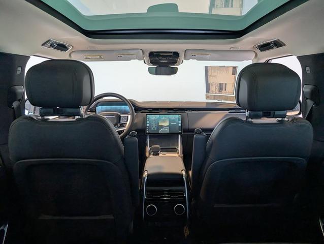 Photo of 2025 Fuji White Land Rover Range Rover