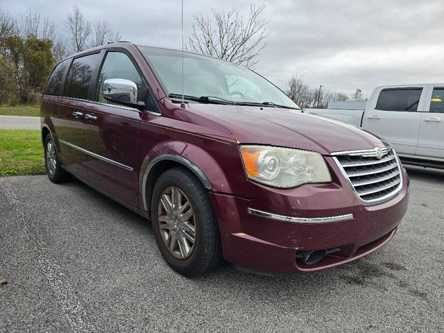 2008 Chrysler Town & Country