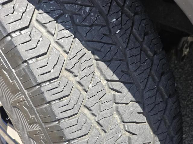 Photo of 2022 Deep Blue Pearl Nissan Frontier