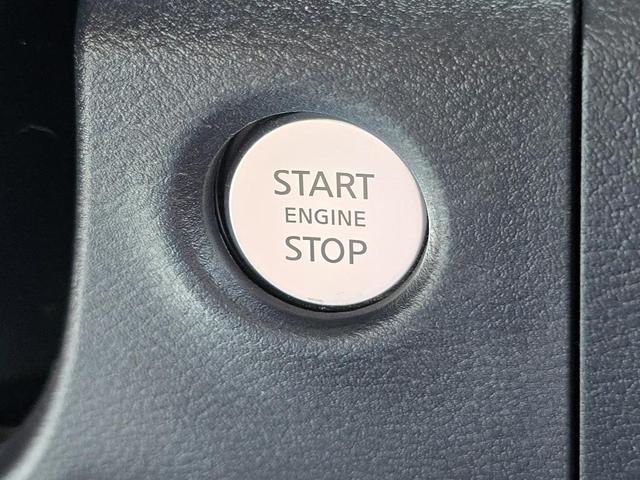 Photo of 2022 Deep Blue Pearl Nissan Frontier