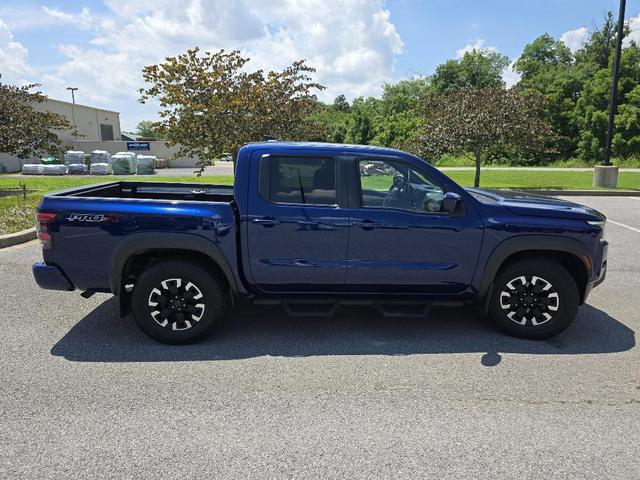 Photo of 2022 Deep Blue Pearl Nissan Frontier