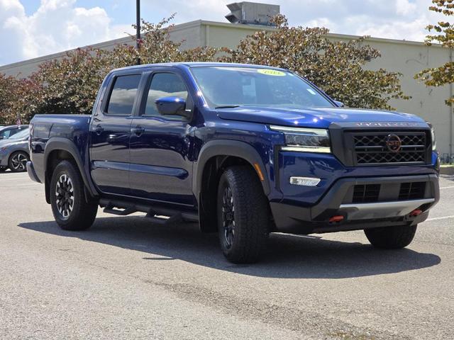 Photo of 2022 Deep Blue Pearl Nissan Frontier